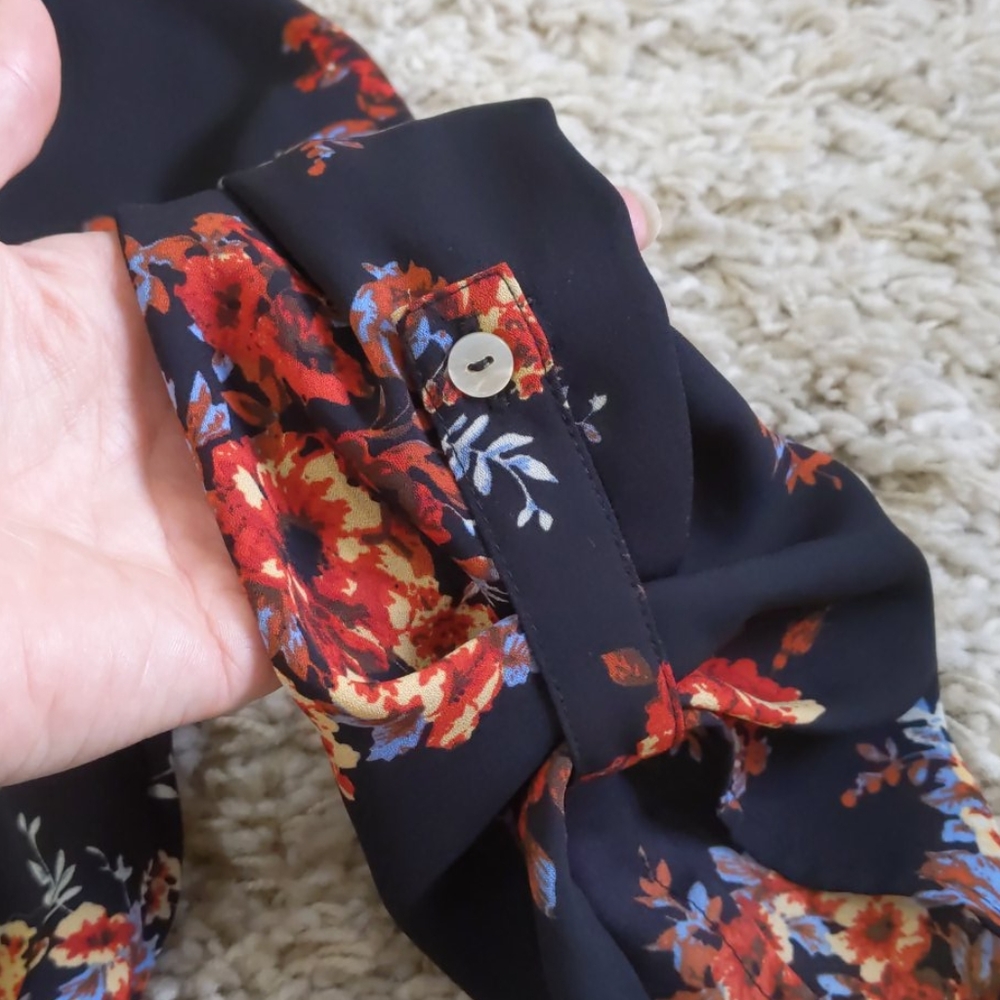 Blouse - Picture 3 of 5